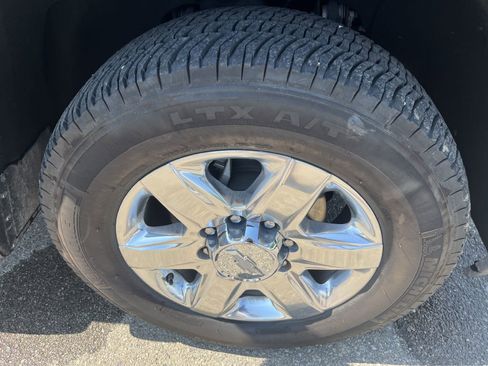 Used 2020 Chevrolet Silverado 2500 LTZ w/ LTZ Premium Package AWD/4WD image 16
