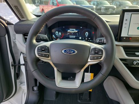 New 2026 Ford Explorer Active w/ Active Comfort Package image 22