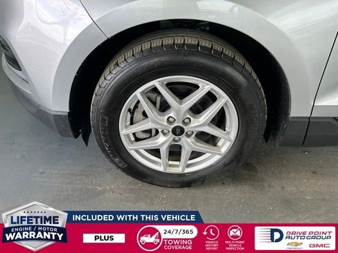 Used 2024 Ford Edge SEL image 9