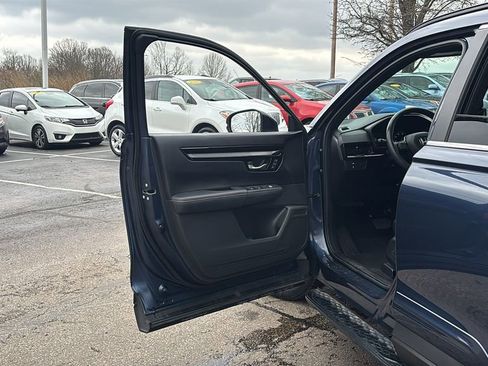 Used 2024 Honda CR-V Sport Touring image 11