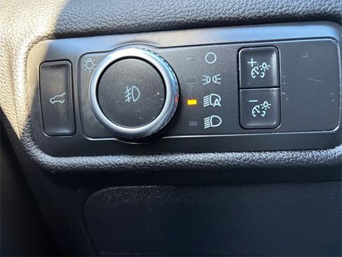 Used 2021 Ford Explorer XLT w/ Equipment Group 202A image 17