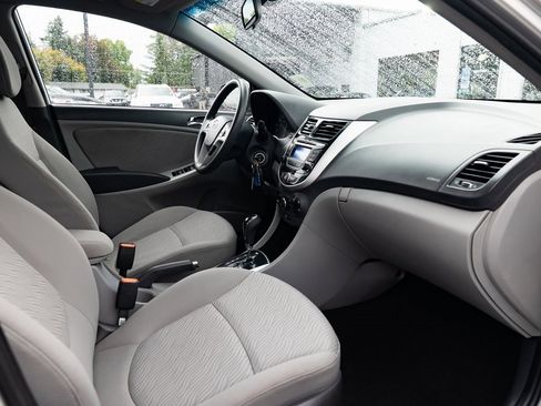 Used 2014 Hyundai Accent GLS w/ Option Group 2 image 24