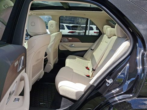 New 2026 Mercedes-Benz GLE 350 4MATIC image 8