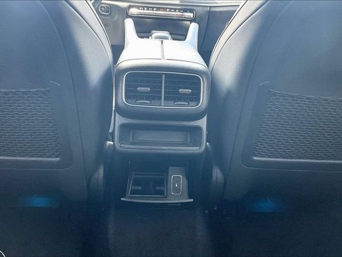 Used 2020 Mercedes-Benz GLE 350 4MATIC image 10