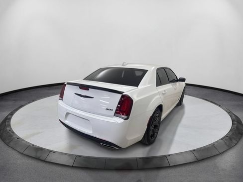 Used 2023 Chrysler 300 Touring w/ Sport Appearance Package RWD image 6