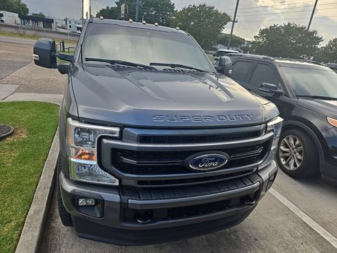 Used 2022 Ford F350 Lariat w/ Lariat Ultimate Package AWD/4WD image 2