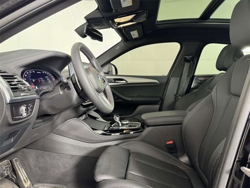 Used 2024 BMW X4 M40i w/ Parking Assistance Package image 4