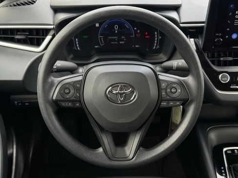 Used 2026 Toyota Corolla LE FWD image 19