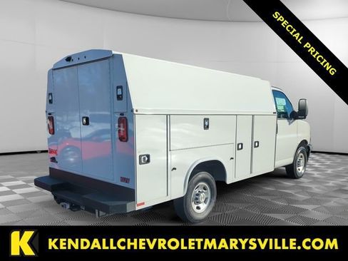 New 2024 Chevrolet Express 3500 w/ Power Convenience Package RWD image 5