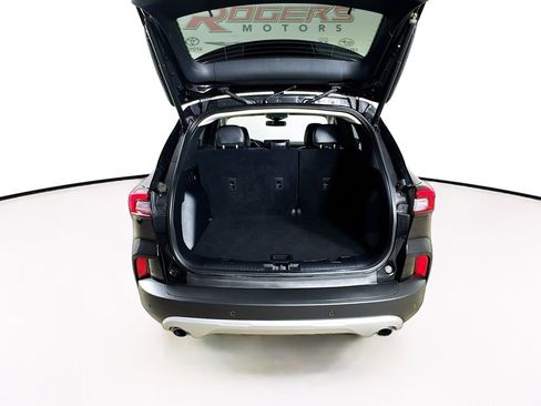 Used 2025 Ford Escape Platinum image 20