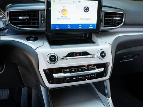 Used 2024 Ford Explorer XLT w/ Equipment Group 202A image 21