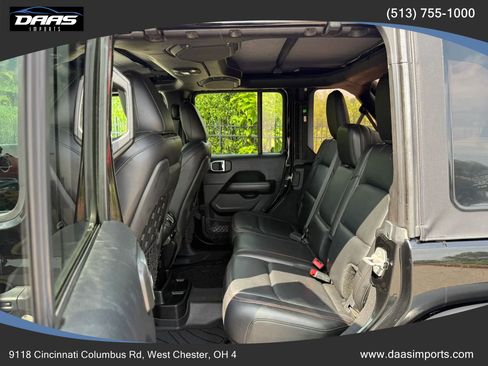 Used 2018 Jeep Wrangler Unlimited Rubicon AWD/4WD image 24