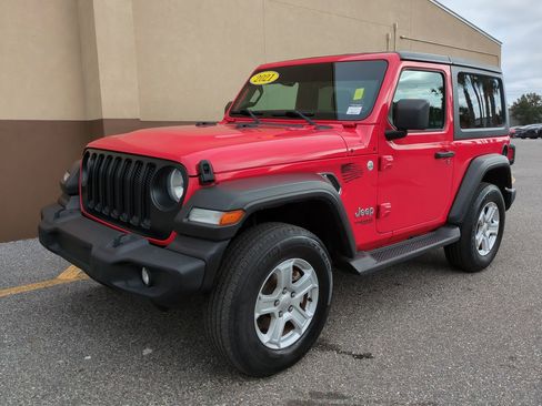 Used 2021 Jeep Wrangler Sport S image 8