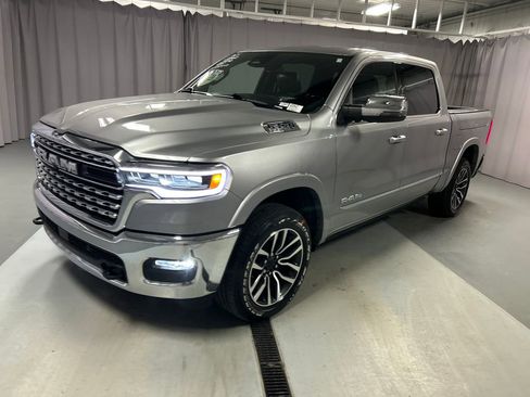 Used 2025 RAM 1500 Limited image 3