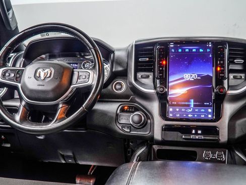 Used 2021 RAM 1500 Big Horn RWD image 19