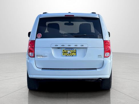 Used 2017 Dodge Grand Caravan GT image 5