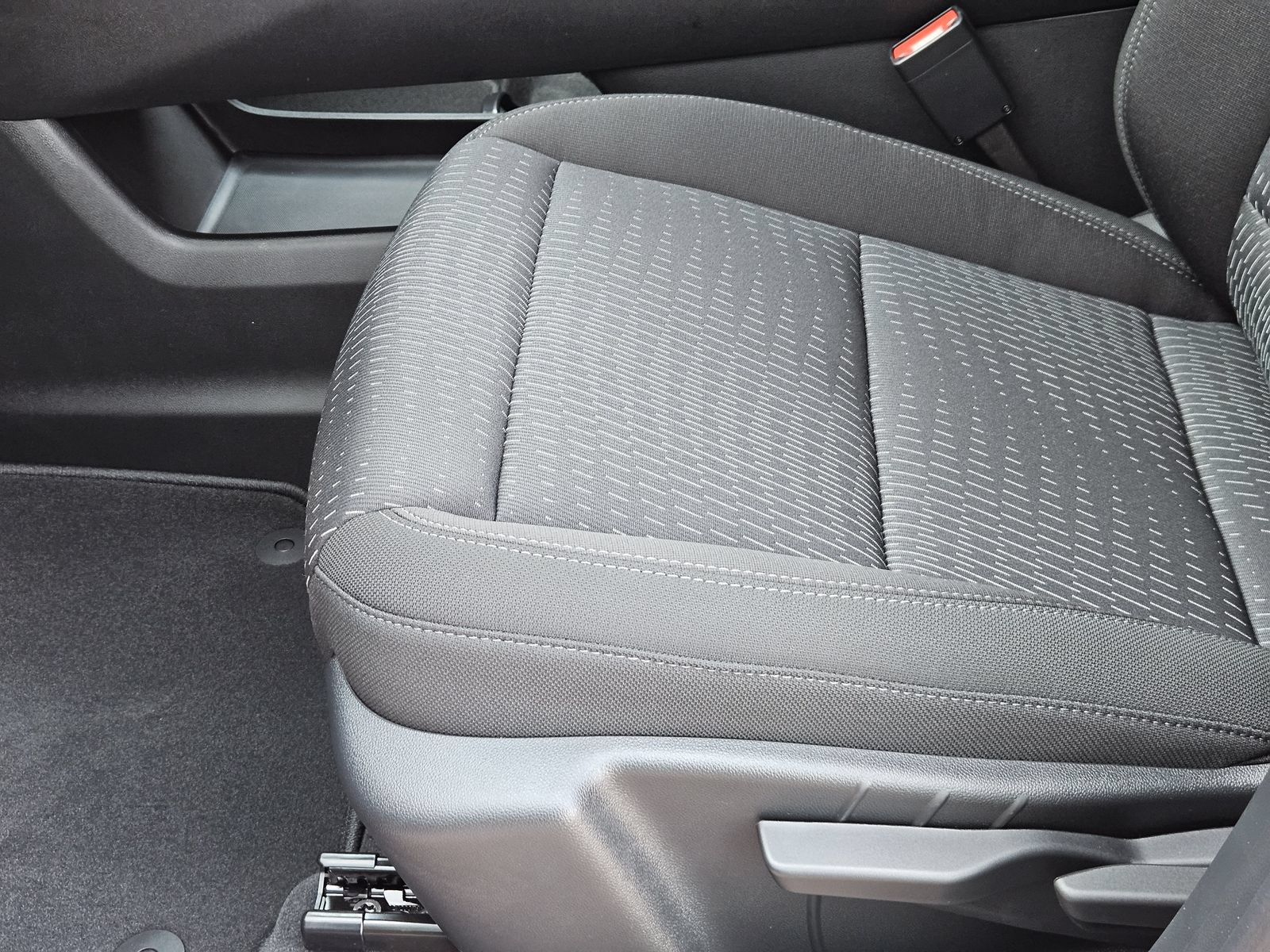 New 2027 Chevrolet Equinox LT FWD image 23