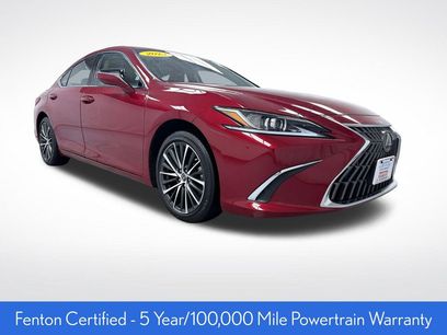 Used 2023 Lexus ES 300h w/ Premium Package