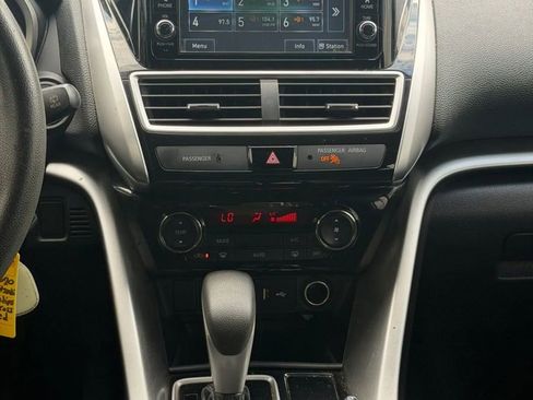 Used 2020 Mitsubishi Eclipse Cross ES AWD/4WD image 17