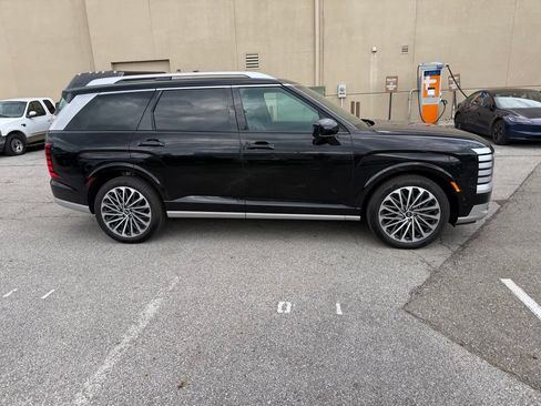 Used 2026 Hyundai Palisade Calligraphy AWD/4WD image 3