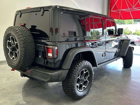 Used 2023 Jeep Wrangler Unlimited Rubicon w/ Cold Weather Group AWD/4WD image 3