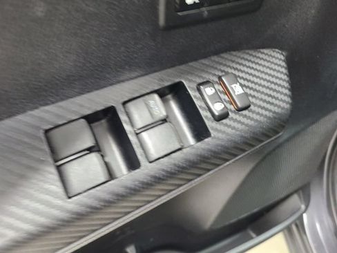 Used 2014 Toyota RAV4 Limited AWD/4WD image 25