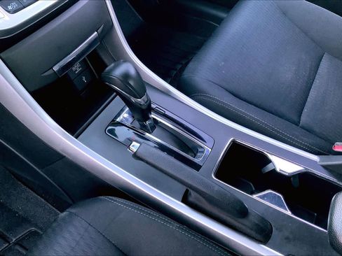 Used 2014 Honda Accord Sport image 16