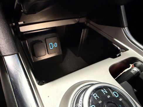 Used 2023 Ford Explorer XLT w/ Equipment Group 202A image 14