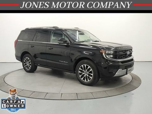 Used 2025 Ford Expedition Platinum AWD/4WD image 1