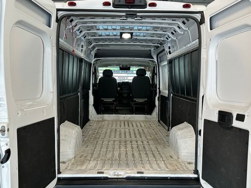 Used 2025 RAM ProMaster 3500 w/ Convenience Group FWD image 5
