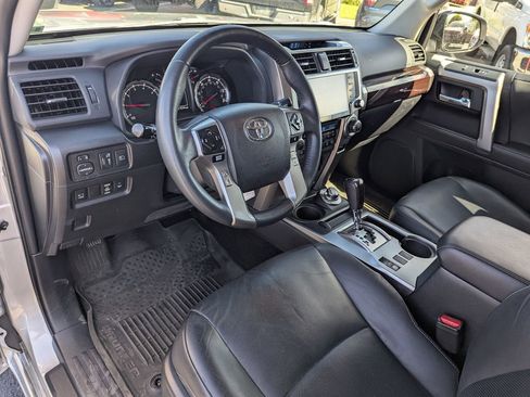 Used 2022 Toyota 4Runner Limited AWD/4WD image 26