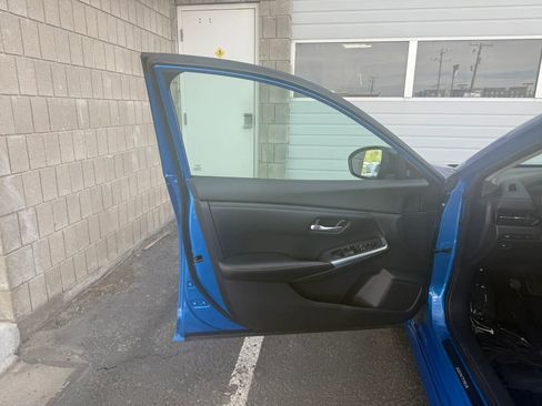 Used 2022 Nissan Sentra SR FWD image 19