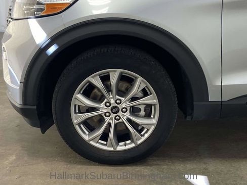 Used 2023 Ford Explorer Limited image 8