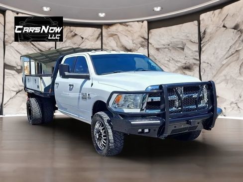 Used 2018 RAM 3500 SLT AWD/4WD image 1