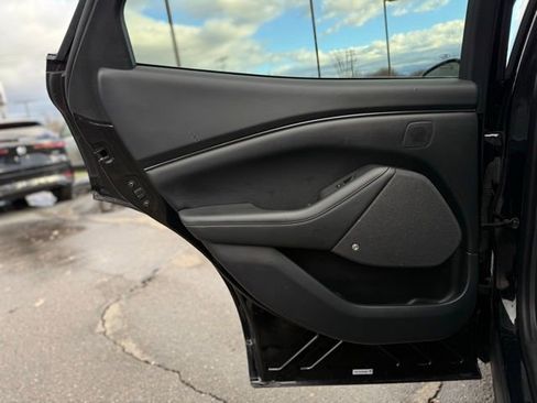 Used 2022 Ford Mustang Mach-E Premium image 18