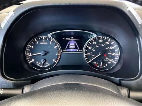 Used 2019 Nissan Pathfinder SV w/ Rock Creek Edition AWD/4WD image 12