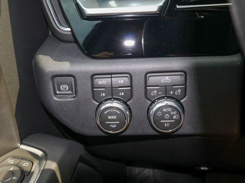 New 2026 GMC Sierra 1500 Elevation AWD/4WD image 22