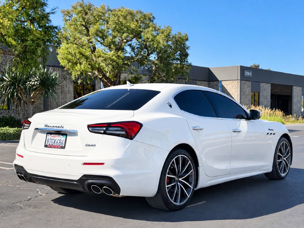 Used 2023 Maserati Ghibli Modena RWD image 3