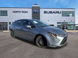 Used 2022 Toyota Corolla LE video 1