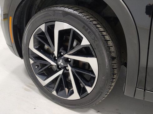 Used 2022 Mitsubishi Outlander ES AWD/4WD image 31