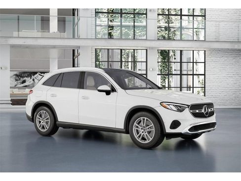 New 2025 Mercedes-Benz GLC 300 4MATIC image 12