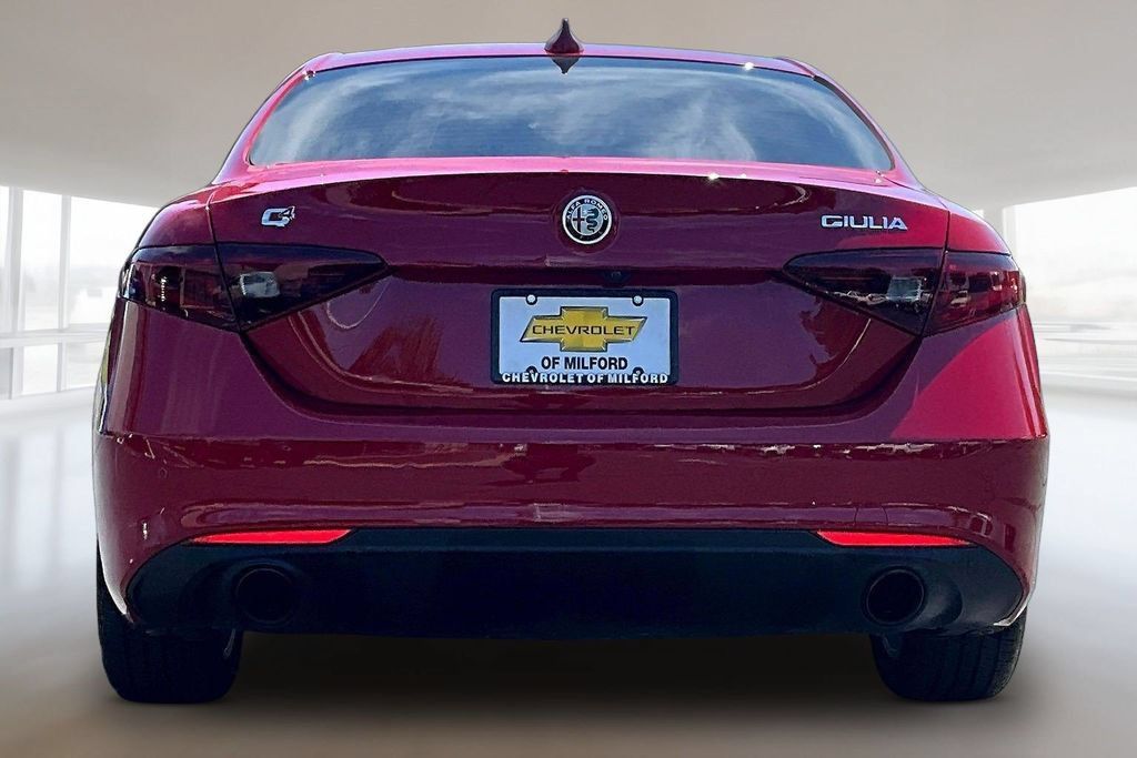 Used 2022 Alfa Romeo Giulia Sprint AWD/4WD image 5