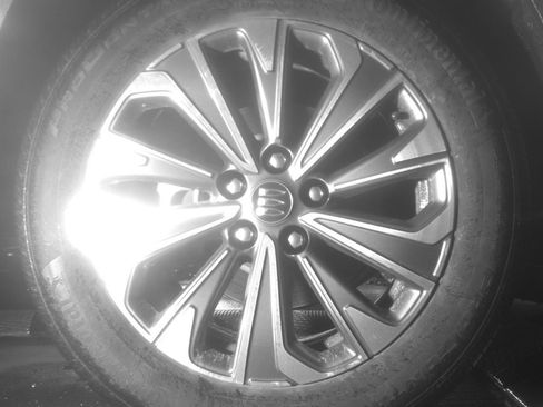 Used 2024 Buick Envision Preferred image 15