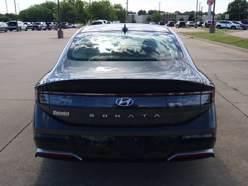 Used 2025 Hyundai Sonata SEL FWD image 15