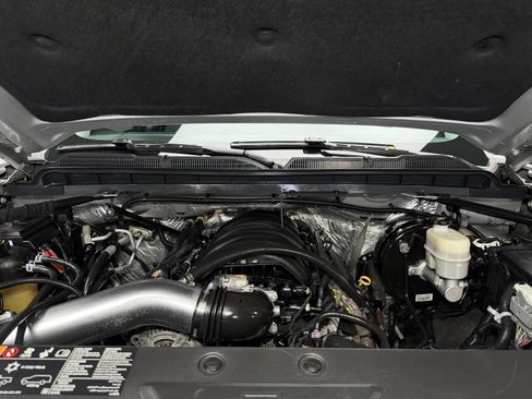 Used 2017 Chevrolet Silverado 1500 LT w/ All Star Edition AWD/4WD image 8