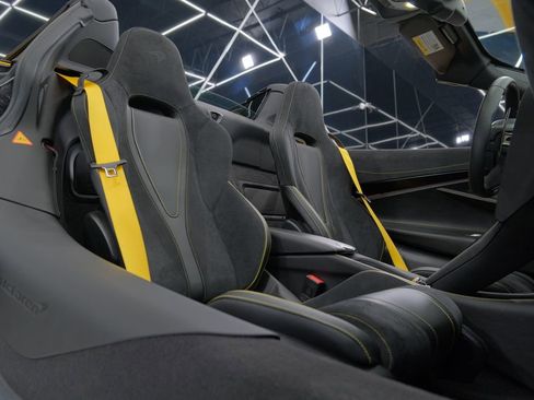 Used 2023 McLaren 720S Performance image 35