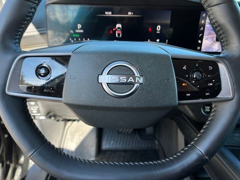 Used 2025 Nissan Murano SL image 14