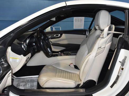 Used 2014 Mercedes-Benz SL 550 image 9