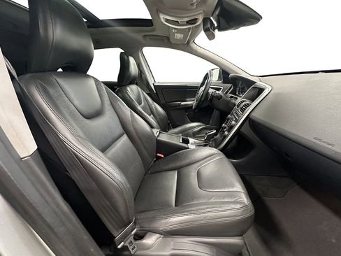 Used 2014 Volvo XC60 T6 image 19