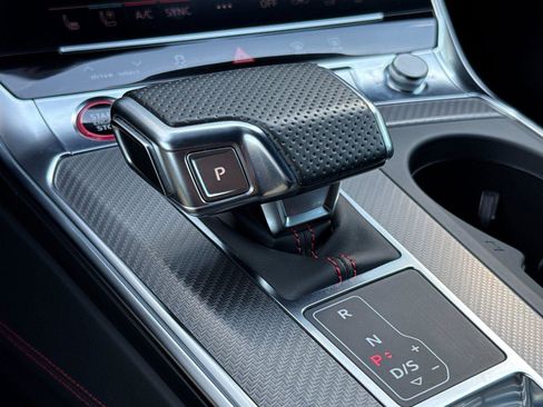 Used 2021 Audi RS 6 w/ Executive Package AWD/4WD image 21